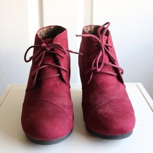 Maroon Wedge Heels